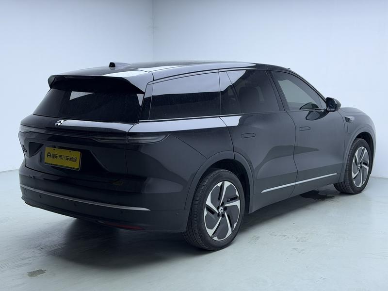 NIO NIO ES8 2023