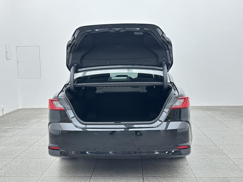 Toyota Camry 2024
