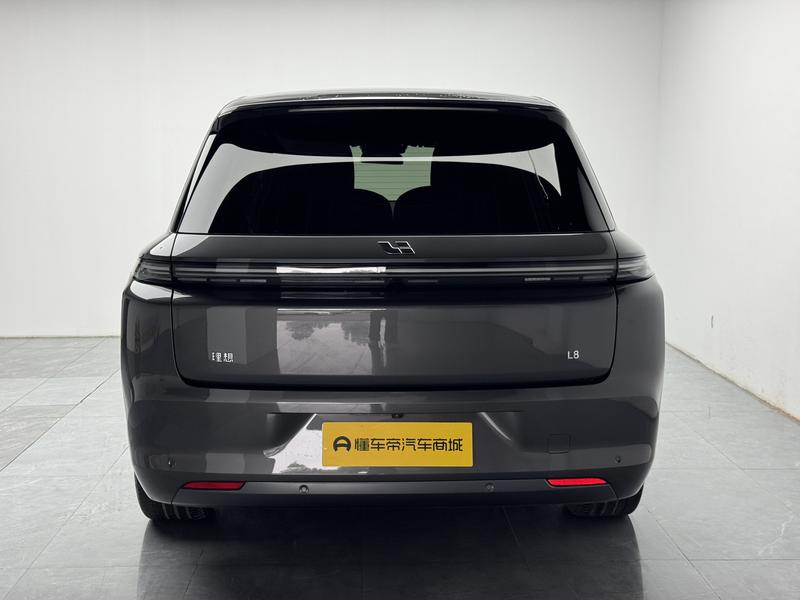 Li Auto Ideal L8 2023