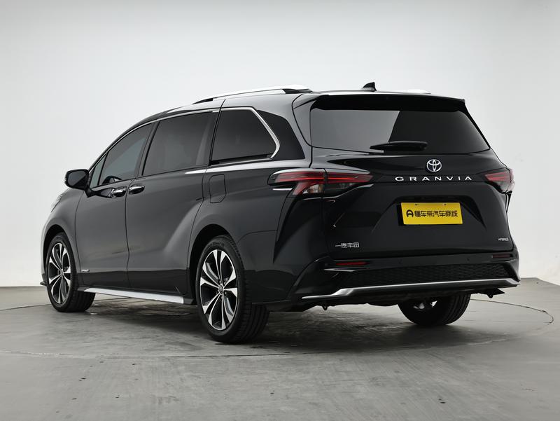 Toyota Gravia 2023