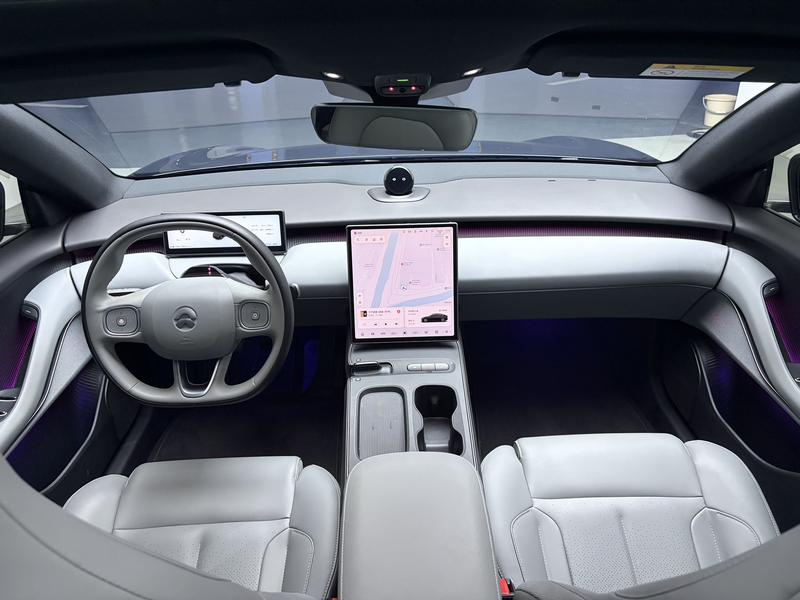 NIO NIO ET5 2024