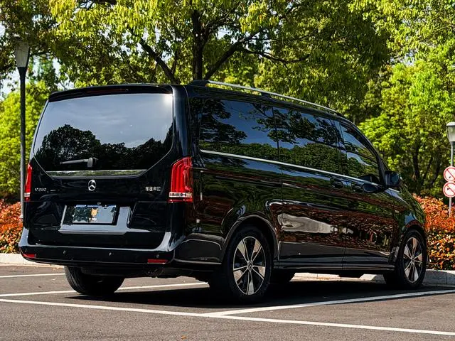 Mercedes-Benz Mercedes-Benz V-class V 260 Premium Edition