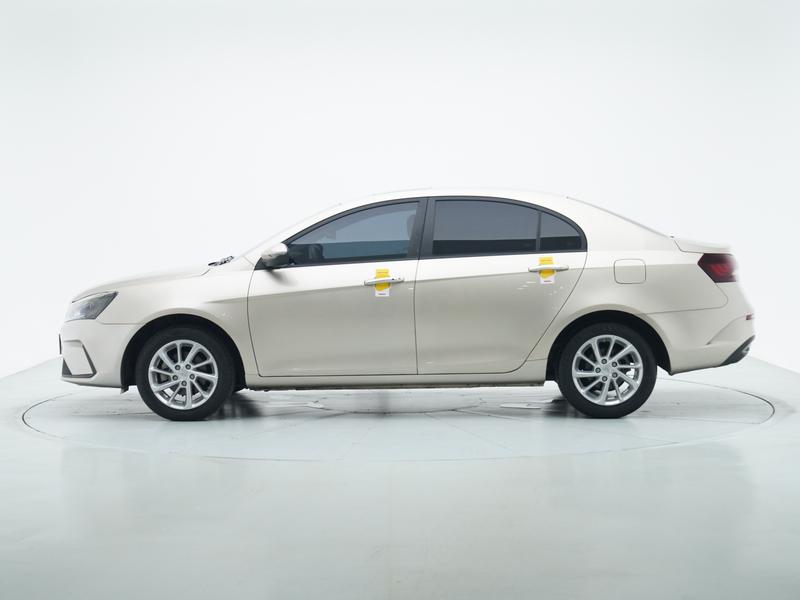Geely Emgrand 2021