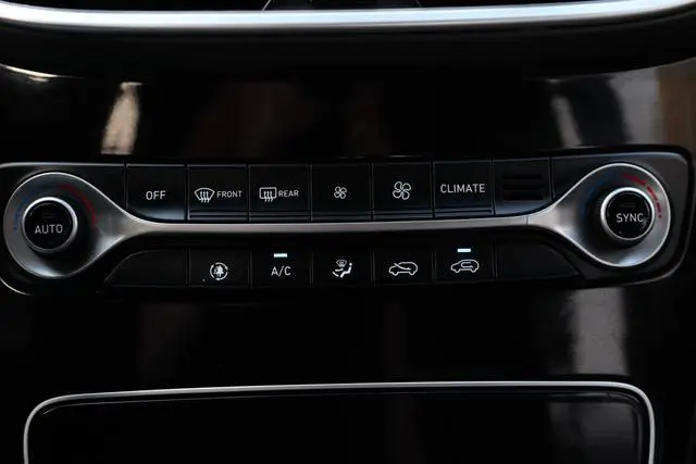 Hyundai Tucson 280TGDi dual-clutch two-wheel drive fashion version of the country VI