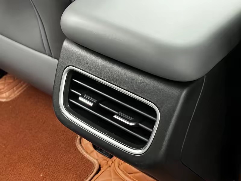 Geely Galaxy Galaxy L6 2025