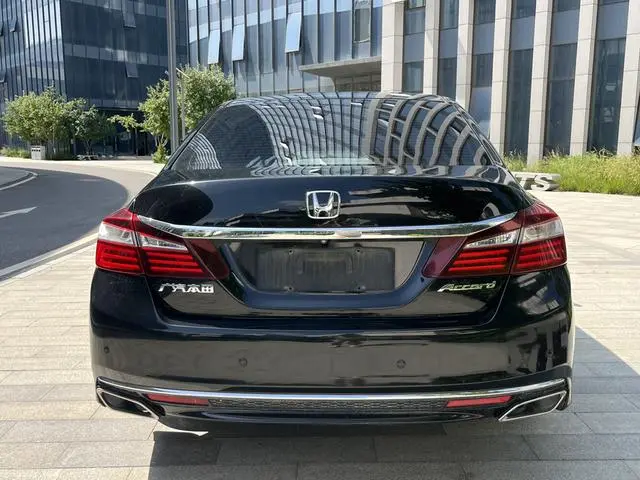 Honda Accord 2.0L Comfort Version