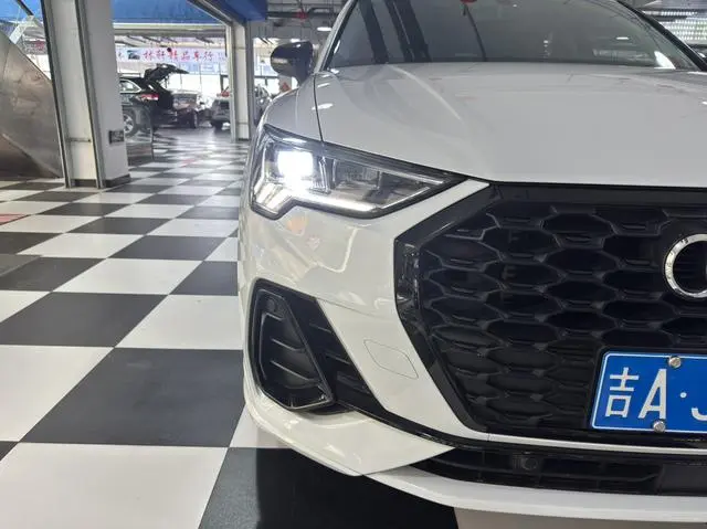 Audi Audi Q3 Sportback 40 TFSI Enjoy Life Edition