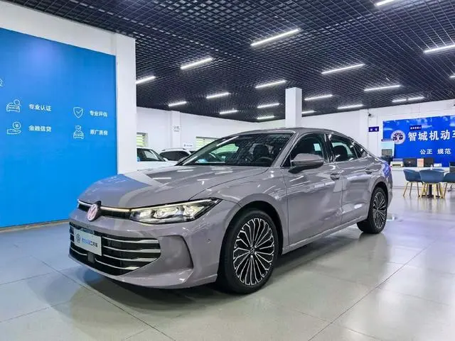 Volkswagen Passat Pro 380TSI Dragon Edition