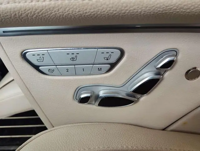 Mercedes-Benz Mercedes-Benz V-class V 260 L Long Wheelbase Premium Edition