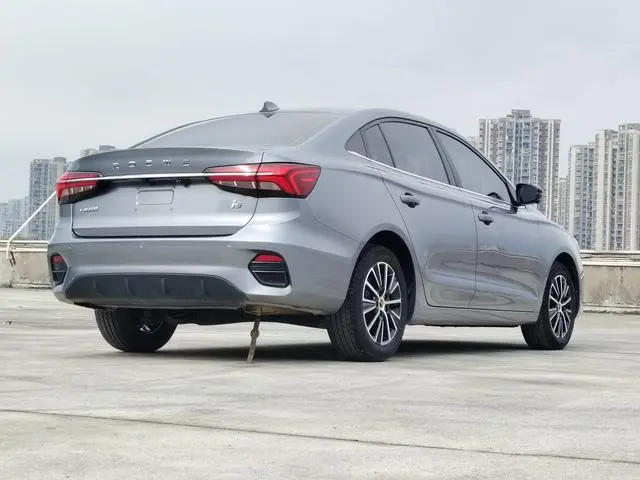 Roewe Roewe i5 1.5L CVT Xingyao Edition