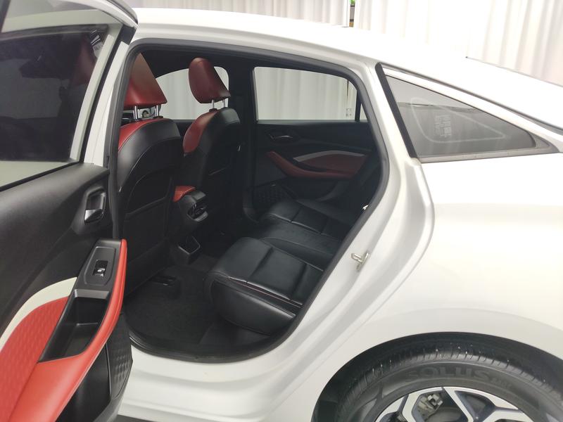 MG MG5 2022
