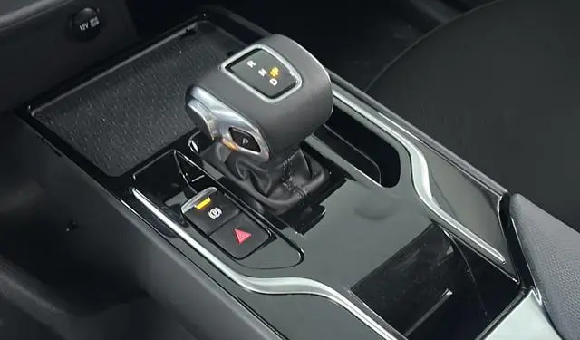 Hongqi Hongqi E-QM5 Facelift basic travel version