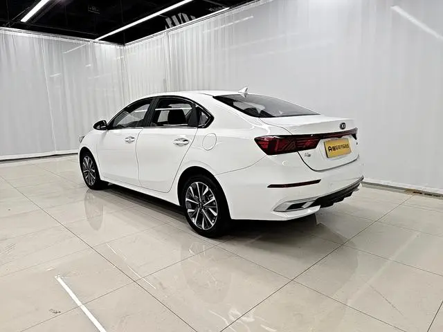 Kia Kia K3 1.5L IVT Fashion Edition