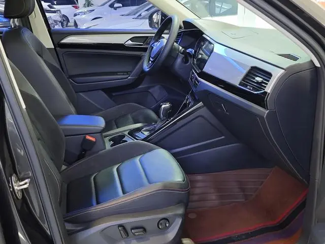 Volkswagen Tanyue 330TSI two-wheel drive luxury country VI