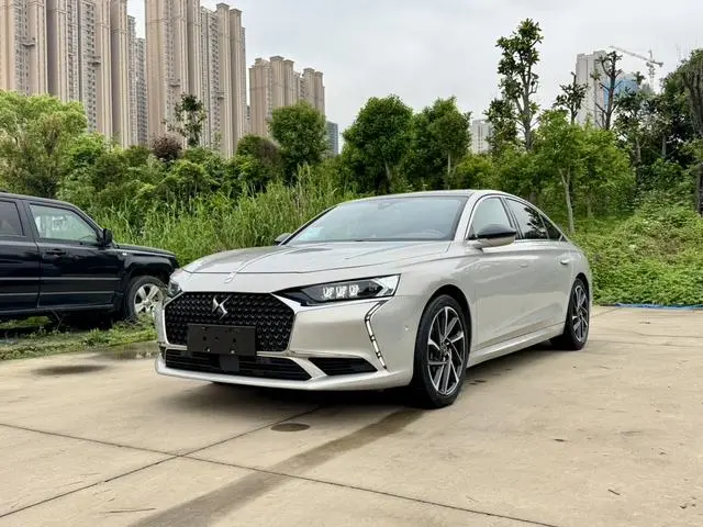 DS DS 9 PHEV 1.6T E-TENSE Opera Version