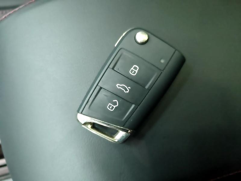 Volkswagen Tiguan L 2023