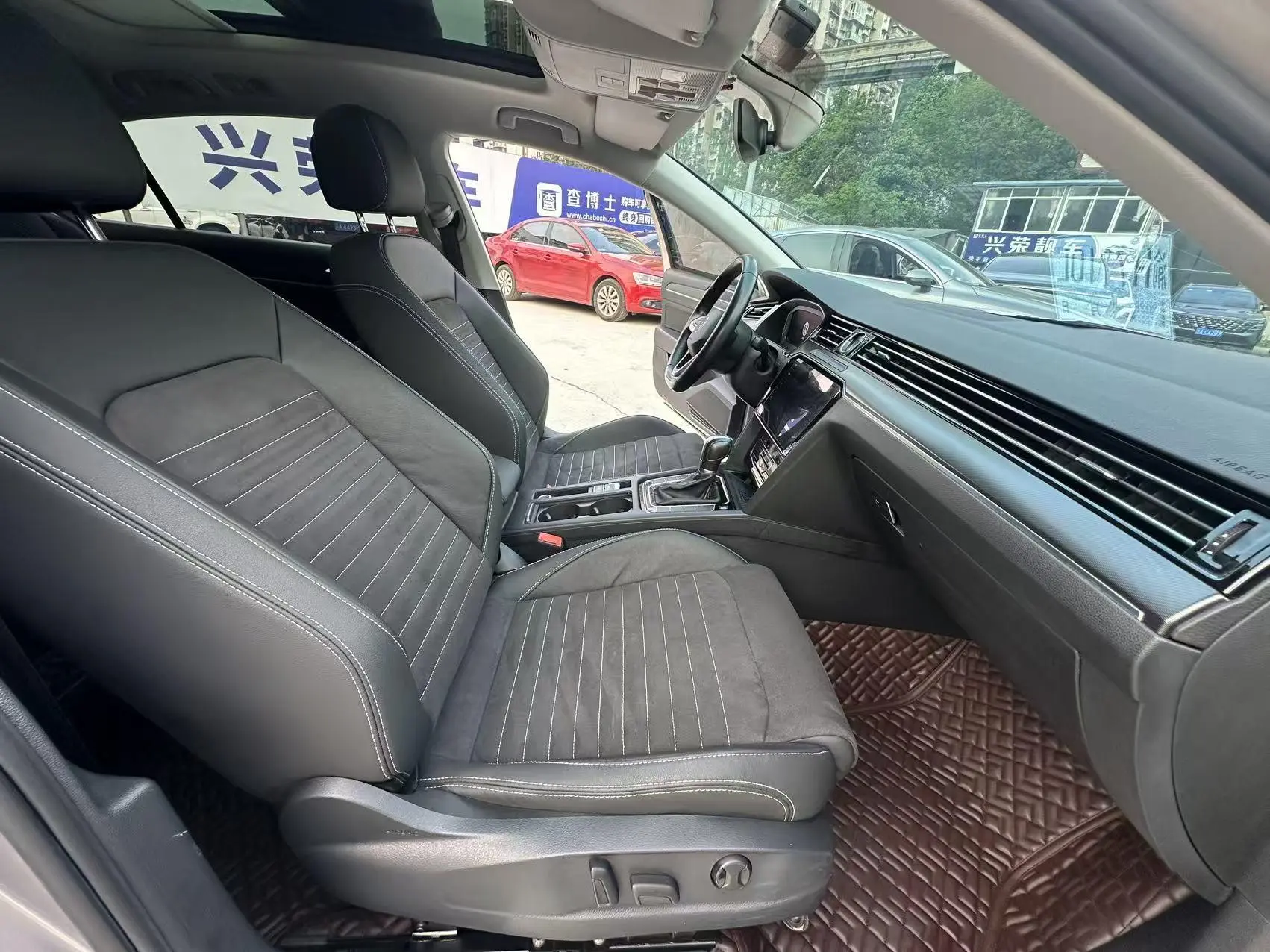 Volkswagen Magotan 330TSI DSG Luxury