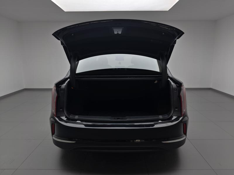 Hongqi Hongqi E-QM5 2022