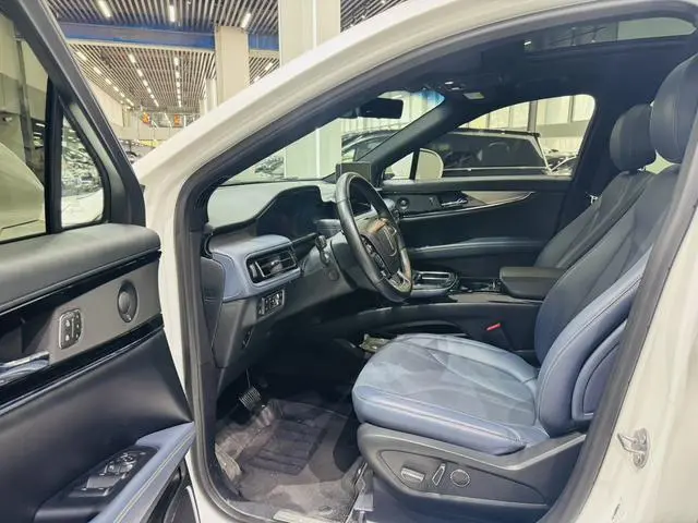 Lincoln Navigator 2.0T four-wheel drive Zunya Edition