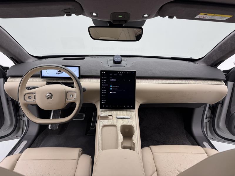 NIO NIO ET7 2021