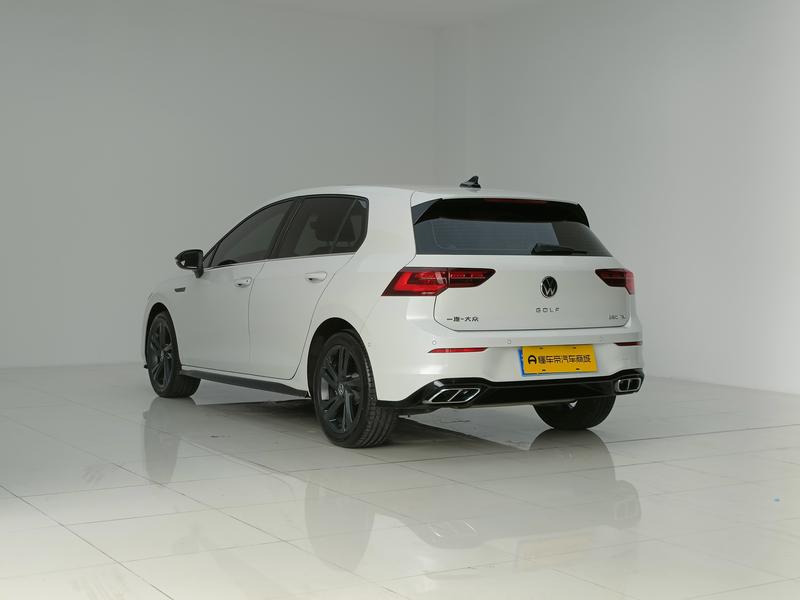 Volkswagen golf 2023