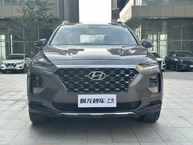 Hyundai Shengda 380 TGDi GLS automatic two-wheel drive deluxe Edition