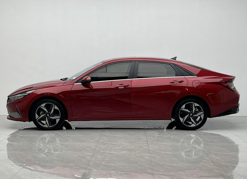 Hyundai Elantra 2021