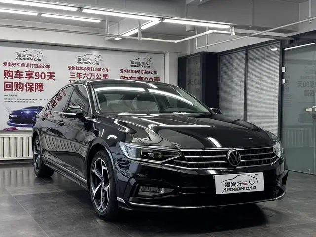 Volkswagen Magotan 2 million commemorative edition 330TSI DSG leading model
