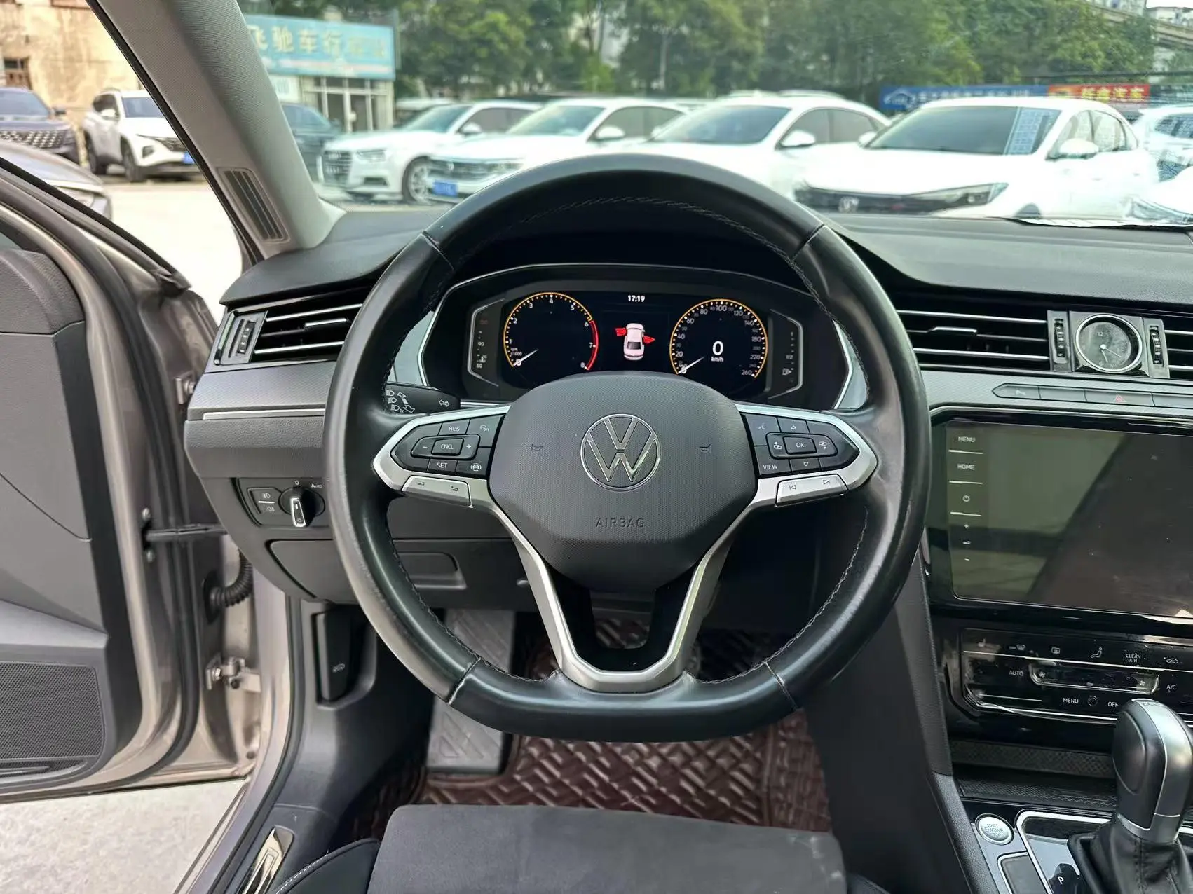 Volkswagen Magotan 330TSI DSG Luxury