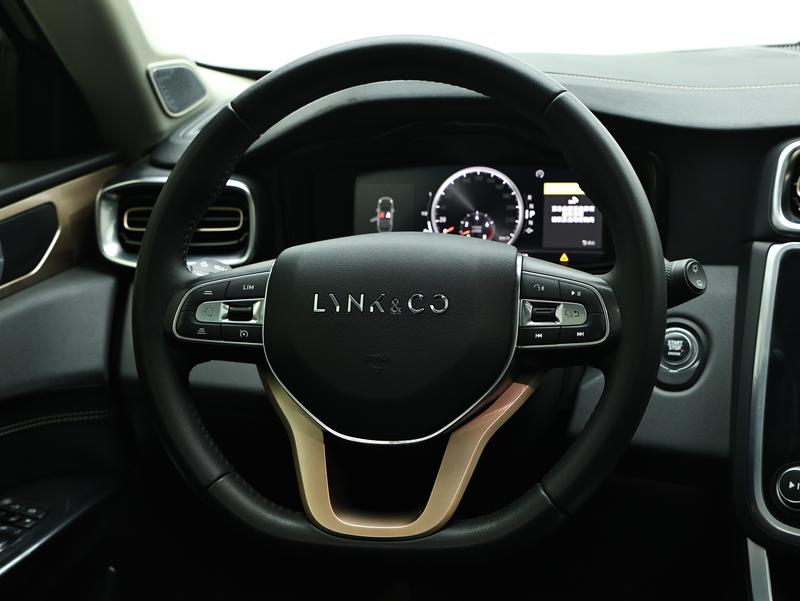 Lynk & Co Link 01 2017