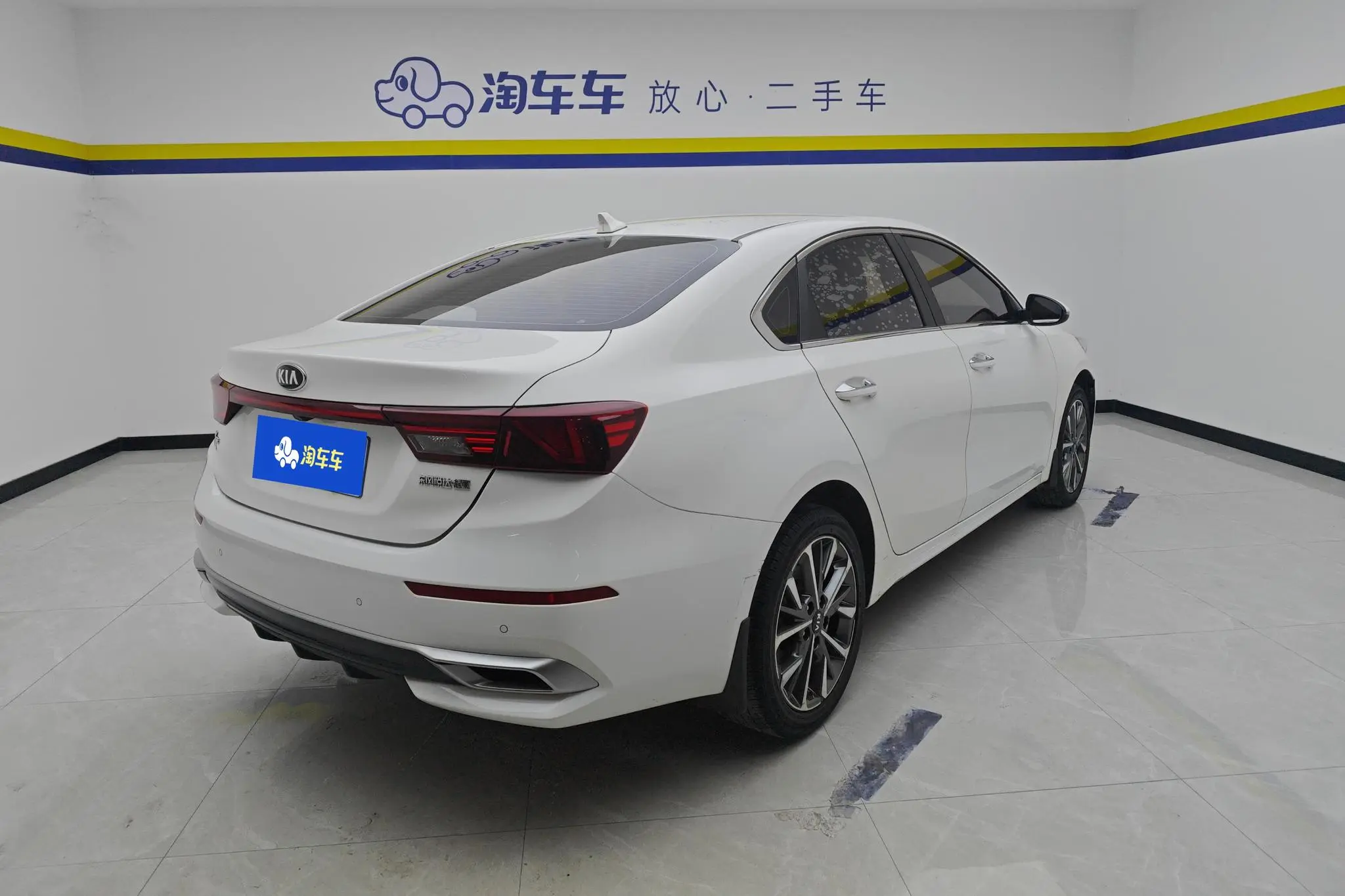 Kia Kia K3 1.5L IVT Fashion Edition