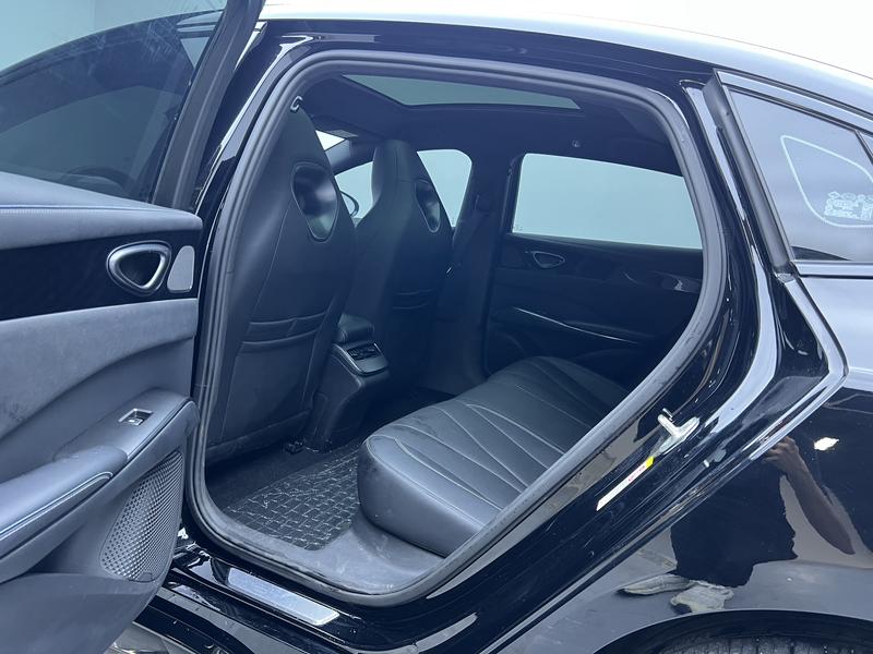 BYD seal 2025