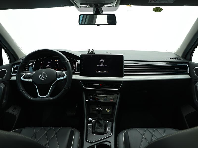 Volkswagen Tiguan L 2024