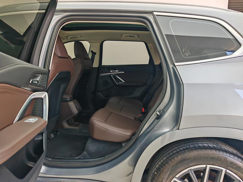 BMW BMW iX1 2024