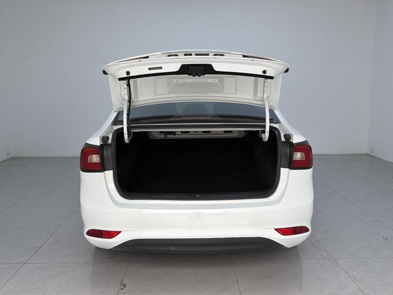 Roewe Roewe i5 2020