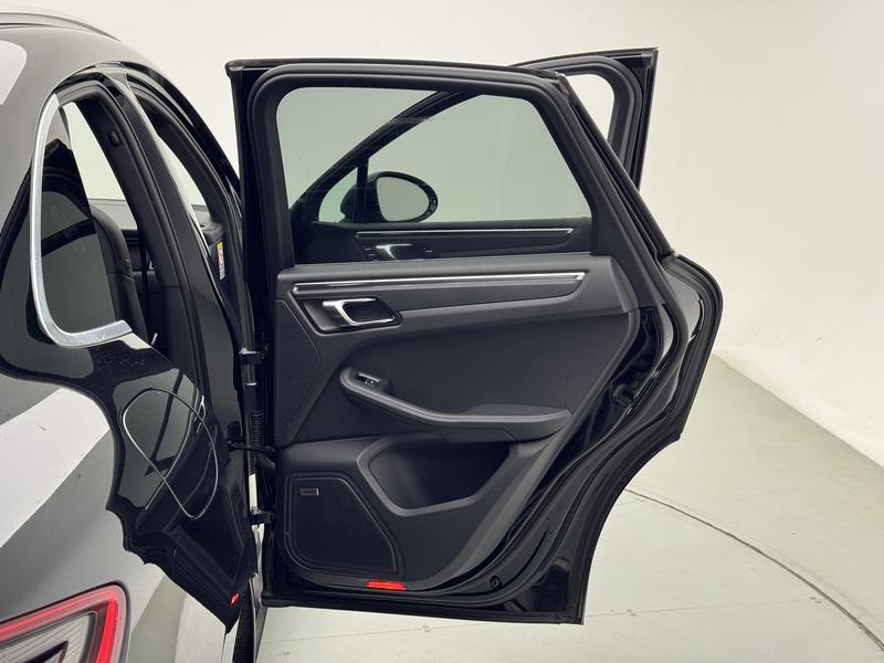 Porsche Macan 2016