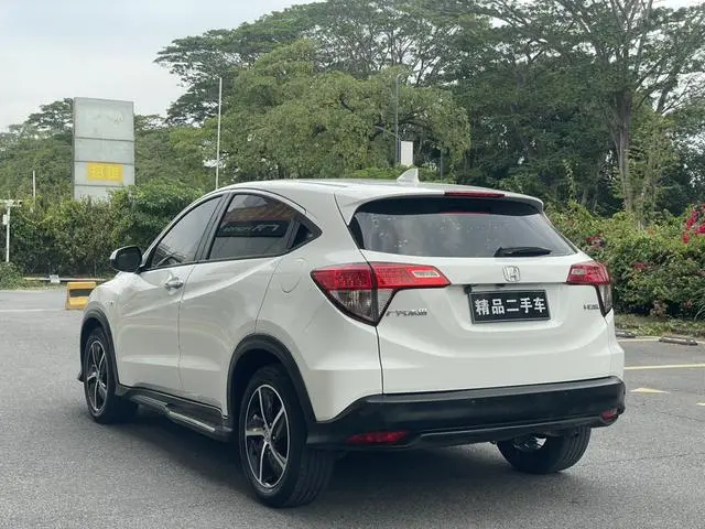 Honda Binzhi 1.5L CVT Deluxe Edition