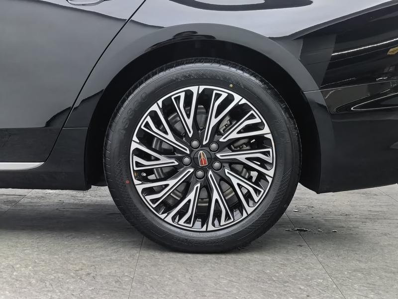 Hongqi Red Flag H5 2024