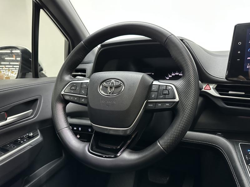 Toyota Sienna 2023