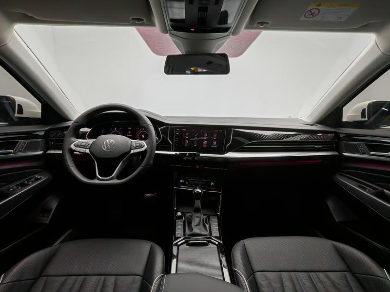 Volkswagen Passat PHEV 2022