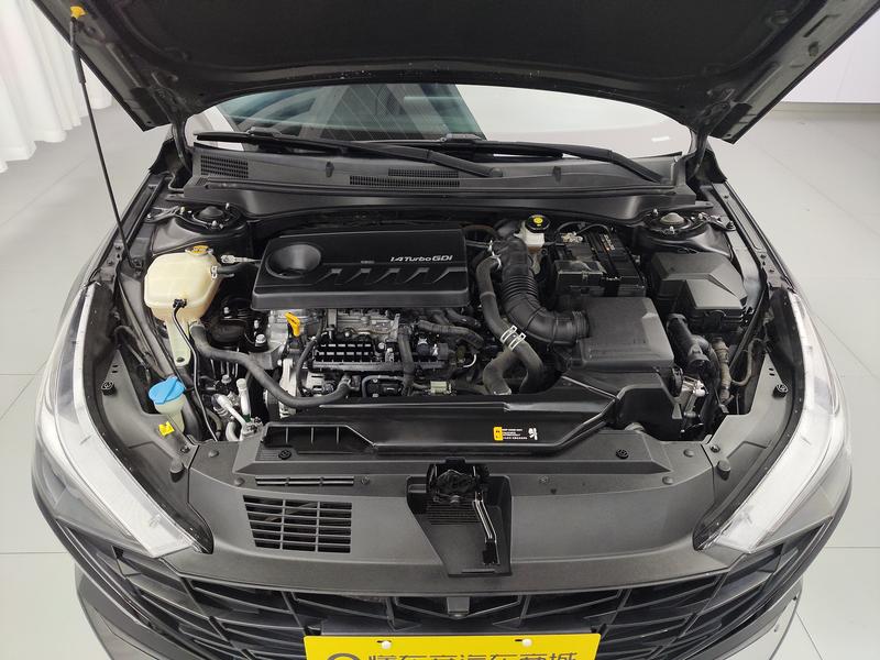 Hyundai Elantra 2021