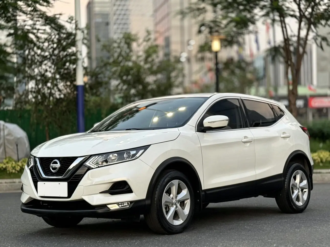 Nissan Qashqai 2.0L CVT Smart Edition