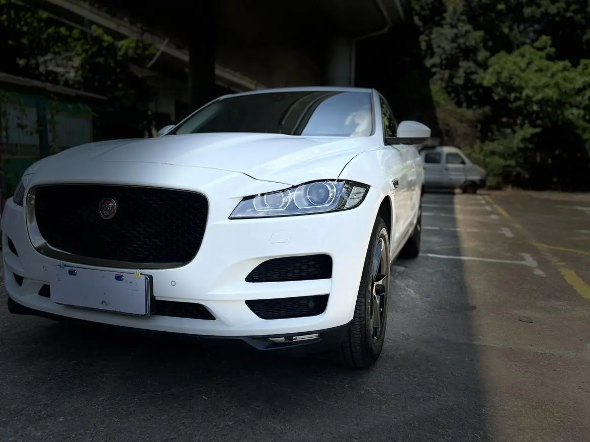 Jaguar Jaguar F-PACE 2.0T four-wheel drive Urban Exclusive Edition