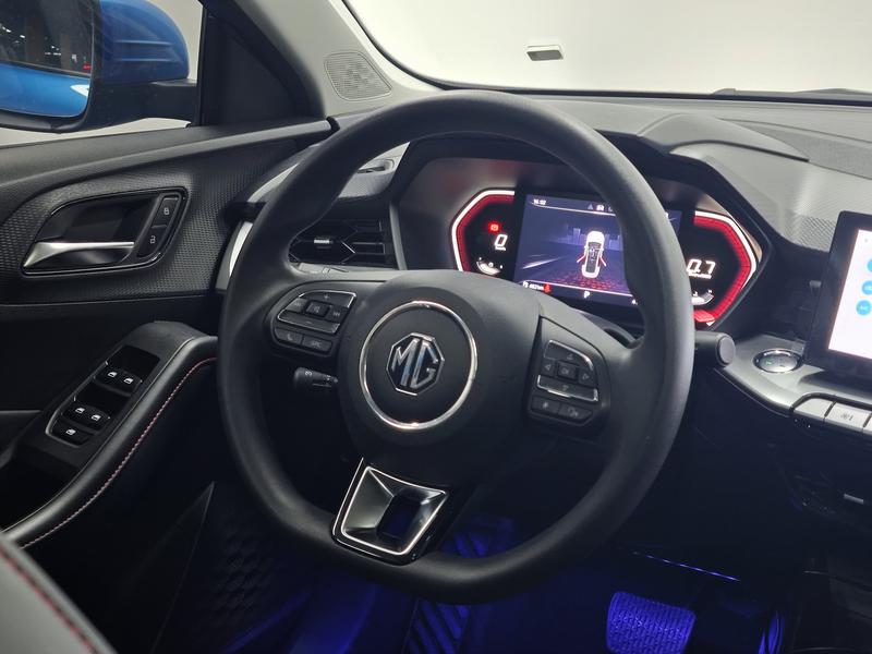 MG MG5 2021