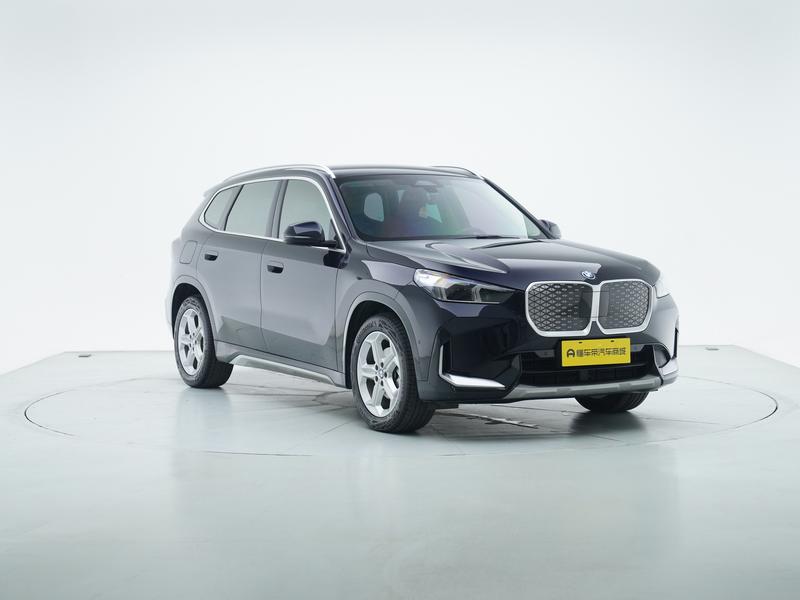 BMW BMW iX1 2026