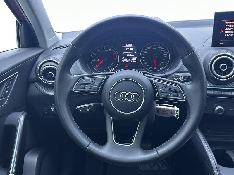 Audi Audi Q2L 2018