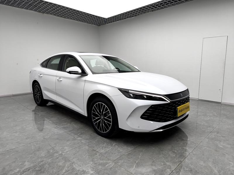 BYD Qin L DM 2024