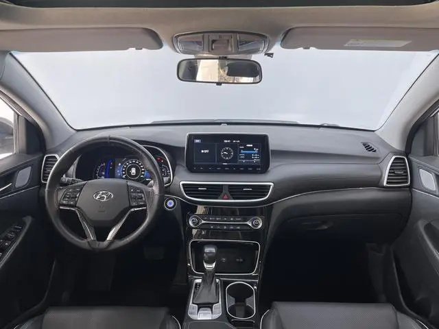 Hyundai Tucson 280TGDi dual-clutch two-wheel drive fashion version of the country VI