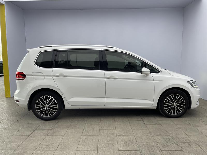 Volkswagen Touran L 2016