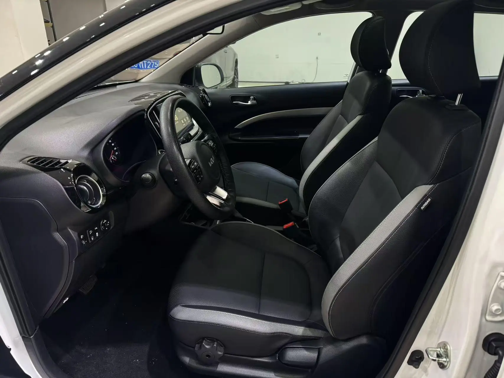 Kia Yi Ran 1.4L CVT fun enjoy sunroof model